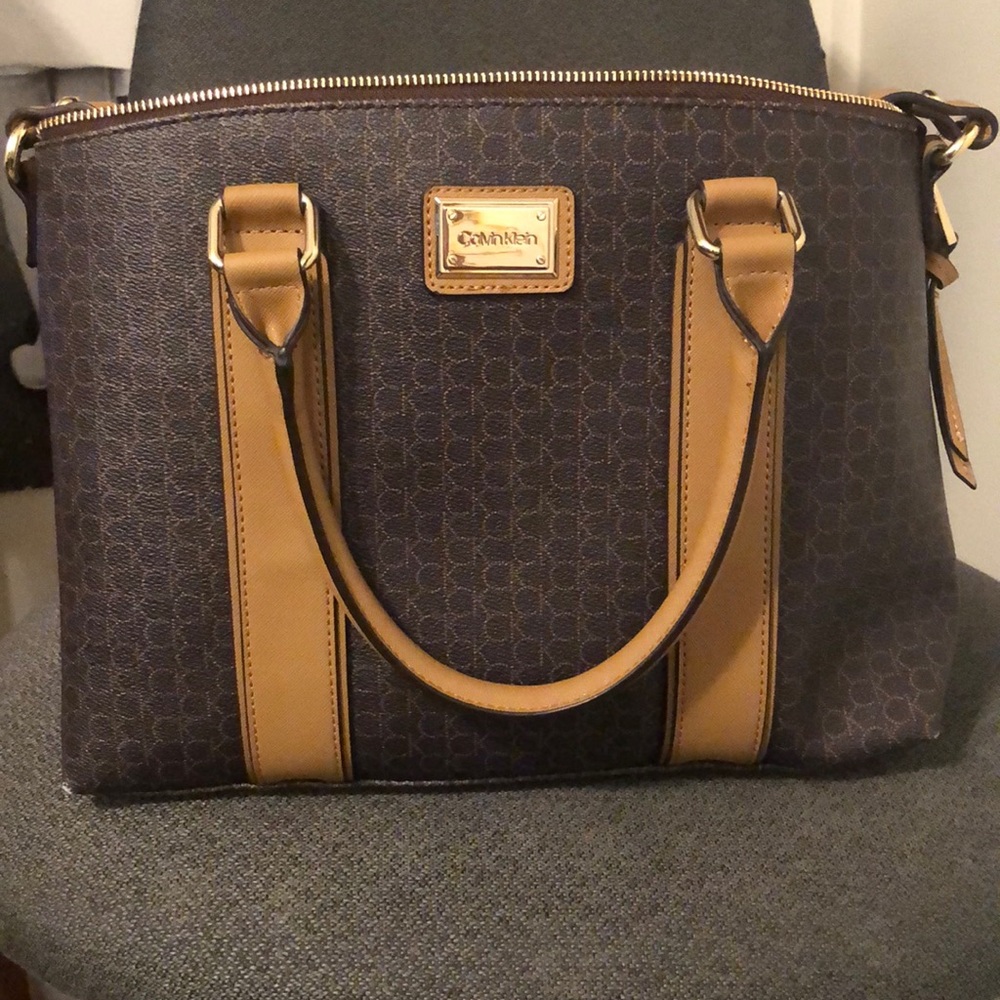 Calvin Klein cross body tote